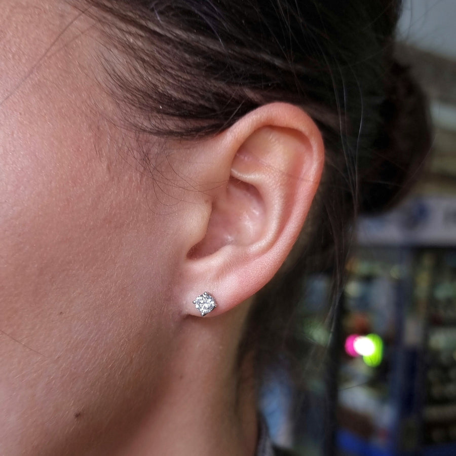 1.03ct Round Brilliant Diamond Stud Earrings