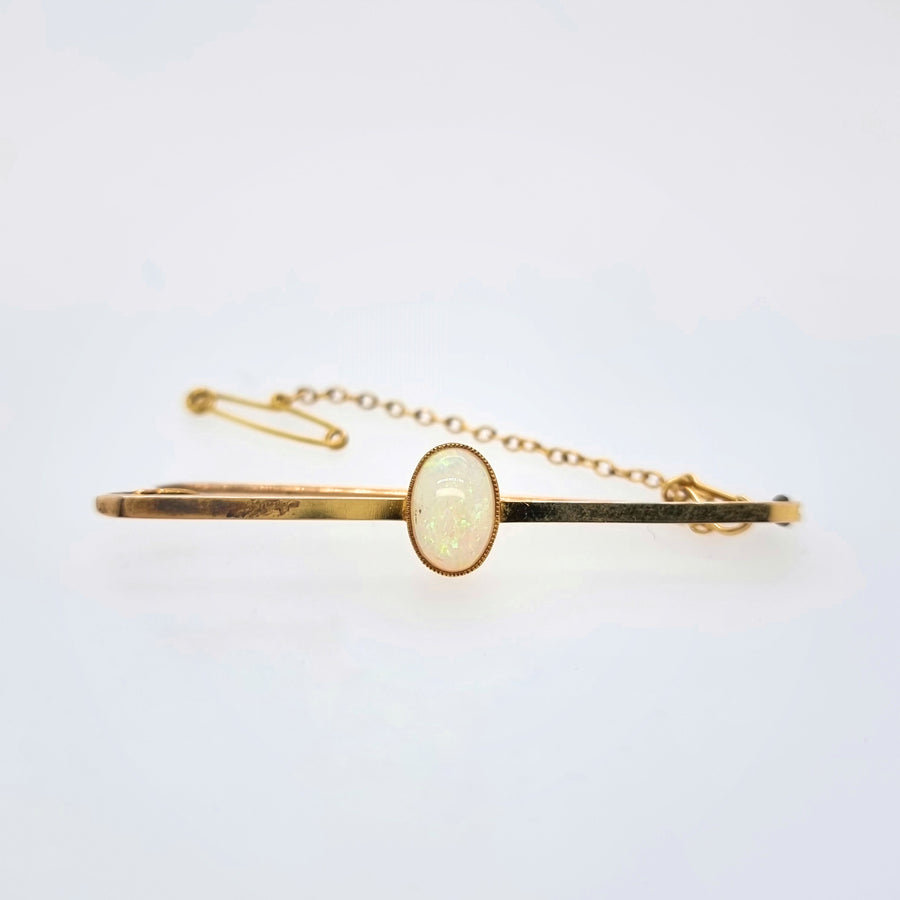 15ct Oval Opal Bar Brooch