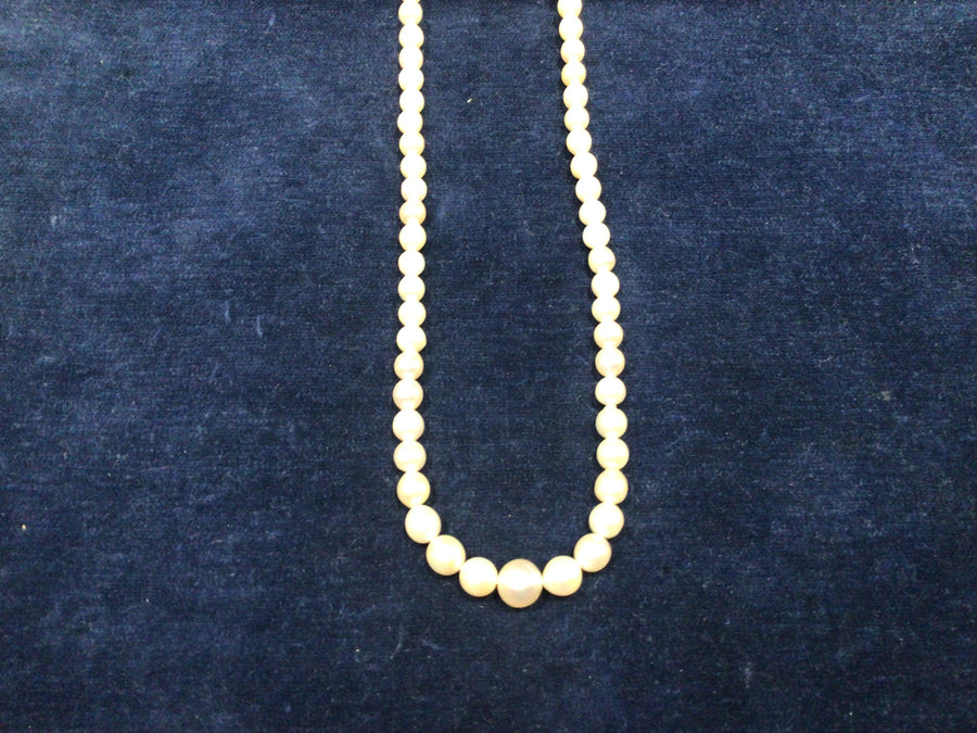 Graduated Cultured Pearl Necklace