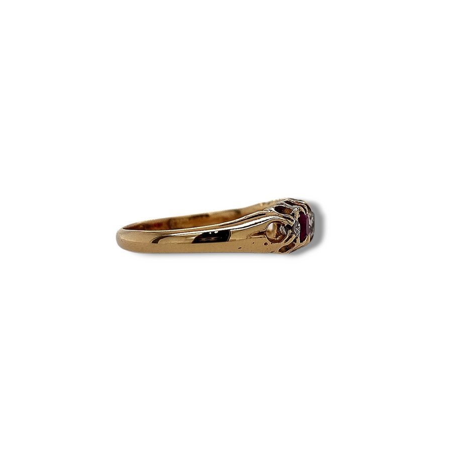 18ct Yellow Gold Ruby & Diamond Ring