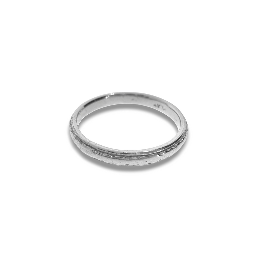 Mens vintage 2025 wedding band