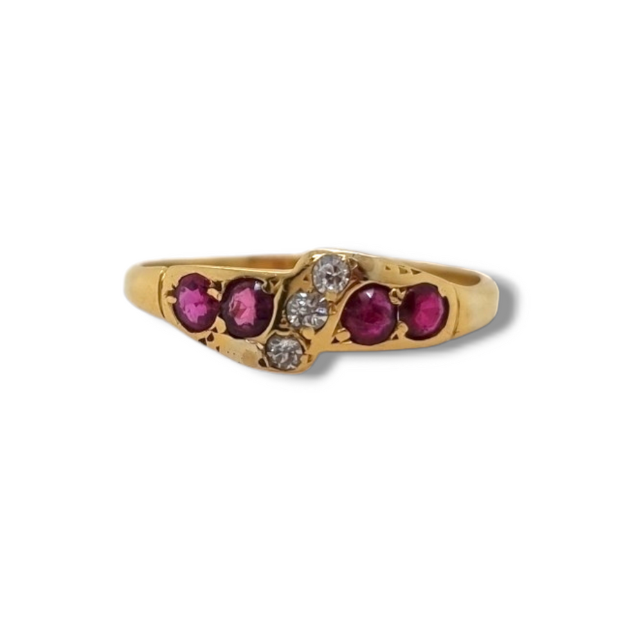 18ct Ruby & Diamond Ring