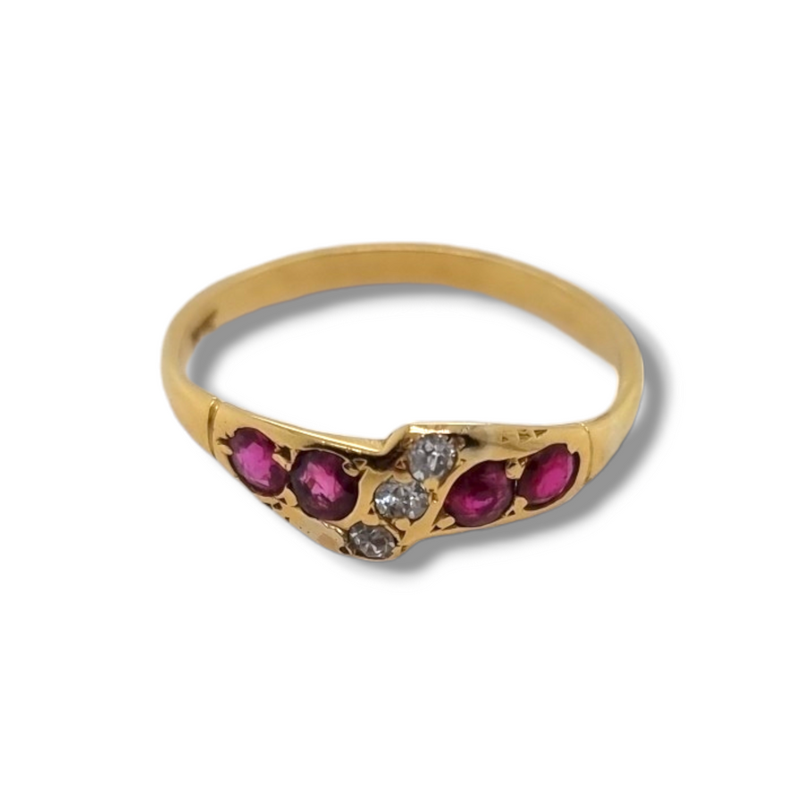 18ct Ruby & Diamond Ring