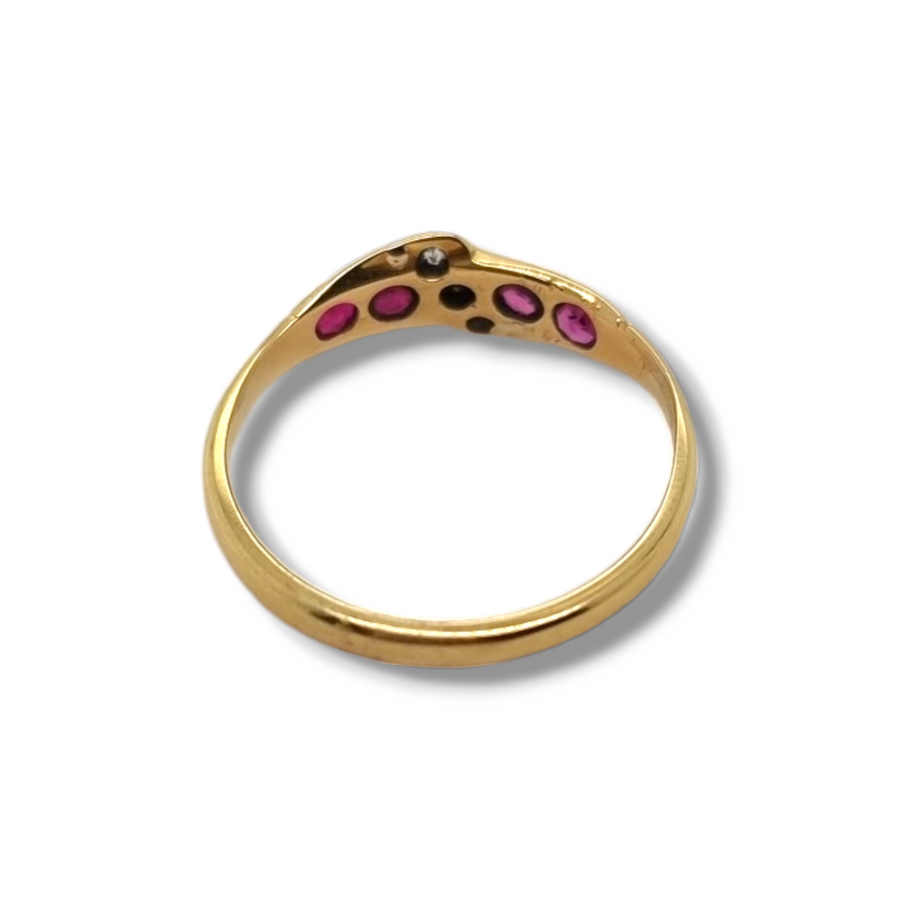 18ct Ruby & Diamond Ring