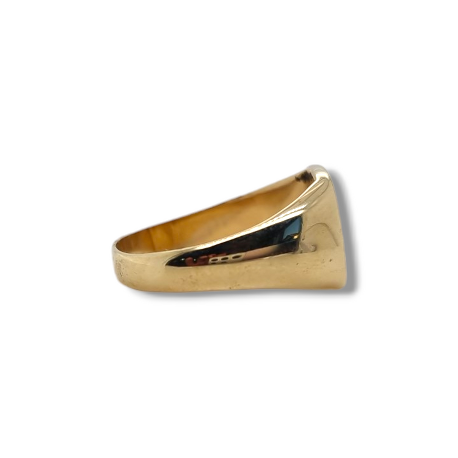 9ct Yellow Gold Cushion Signet Ring