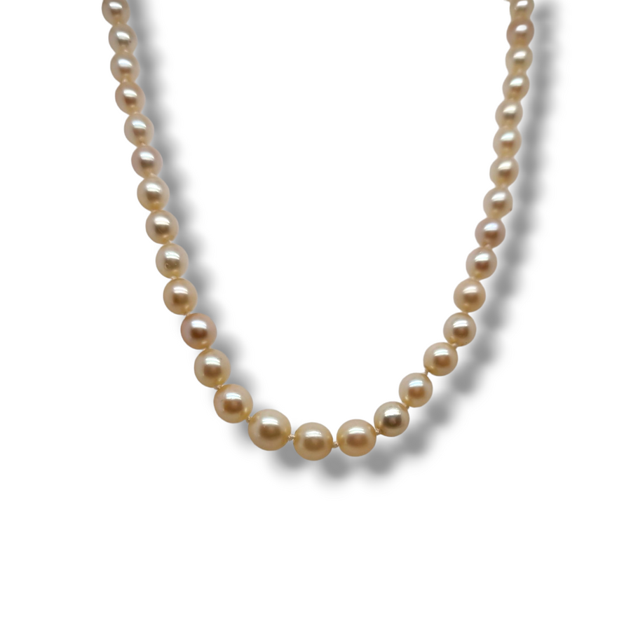 Grad Pearl Necklace Green Stone Clasp