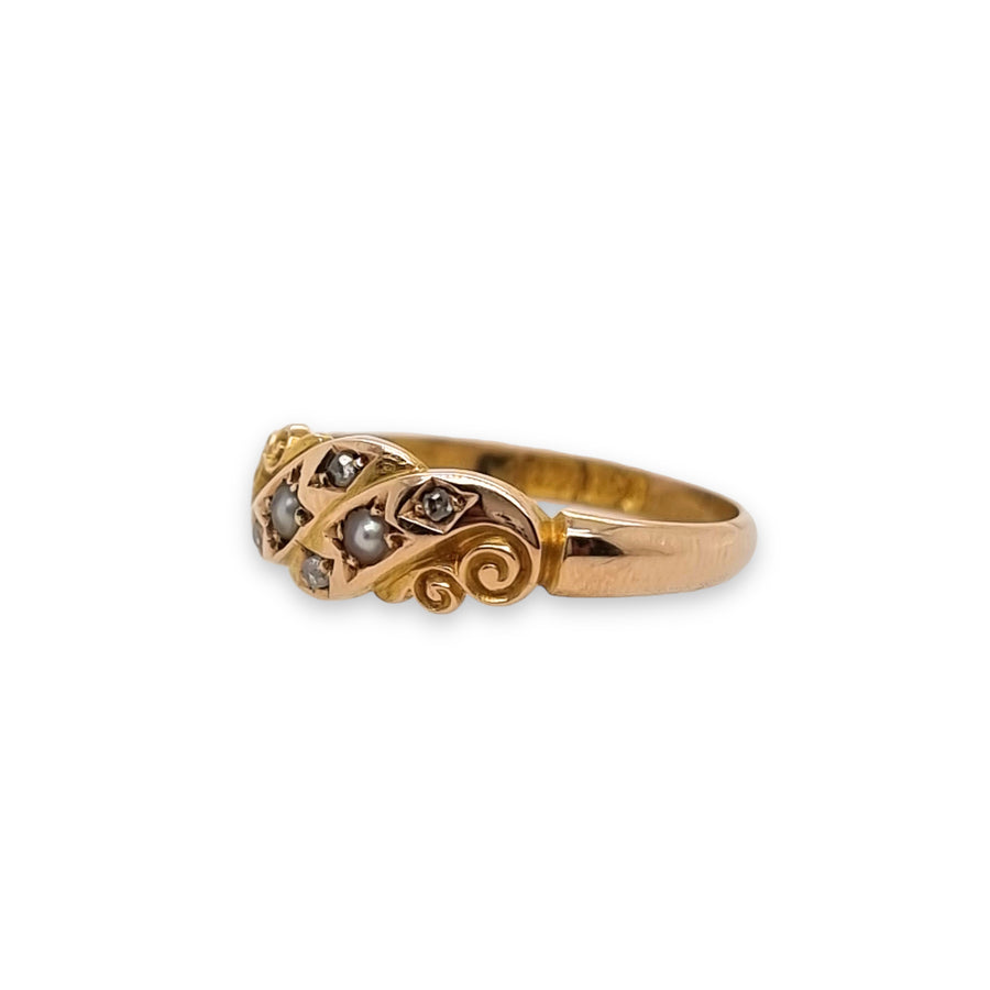 Antique Diamond & Pearl Ring
