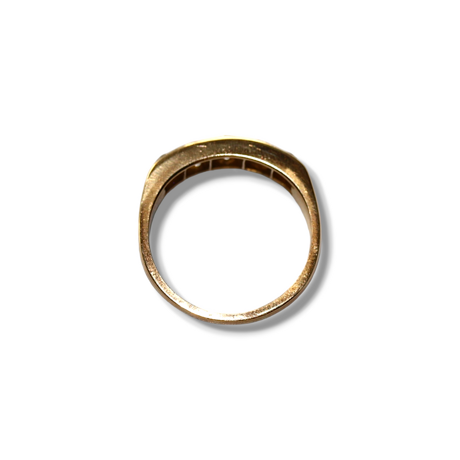 18ct Yellow Gold Diamond Five Stone Ring