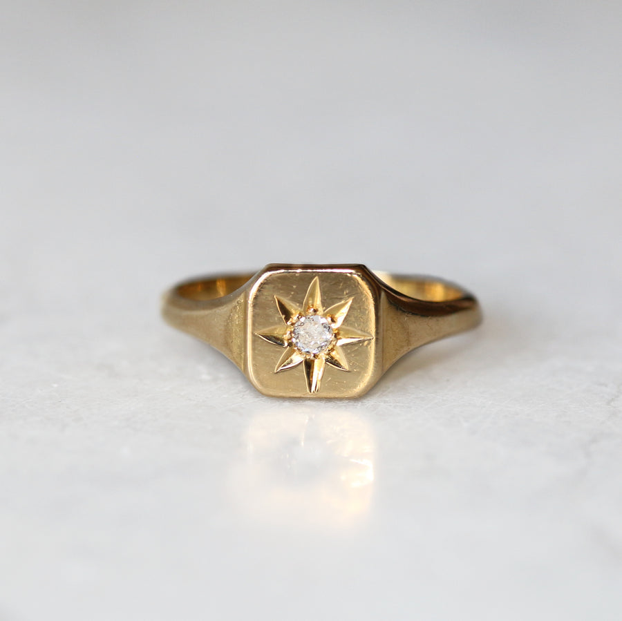 Vintage 18ct Yellow Gold Diamond Signet Ring