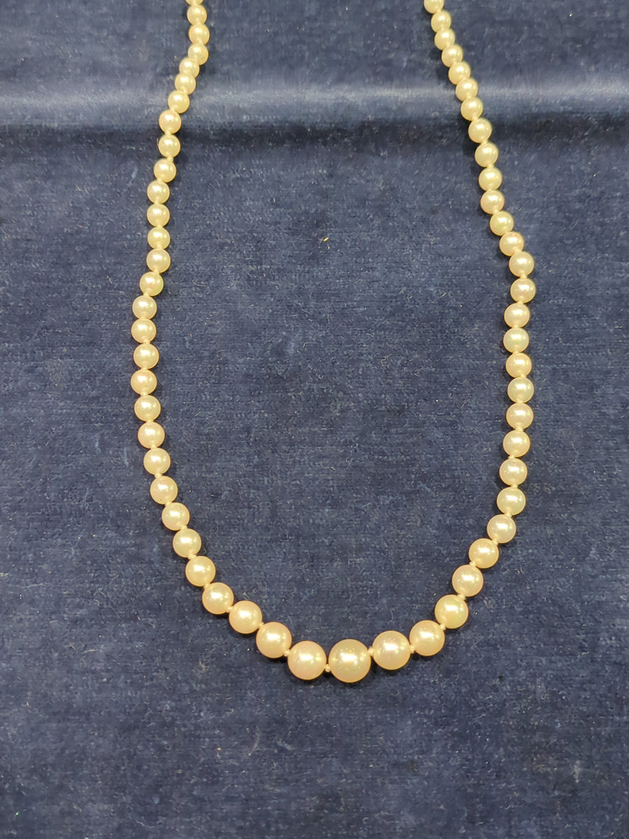 Graduated Pearl Necklace