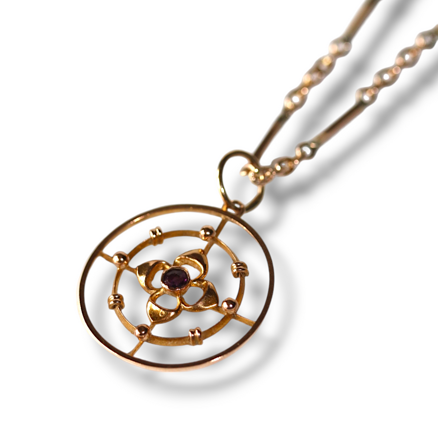 9ct Yellow Gold Round Amethyst Pendant