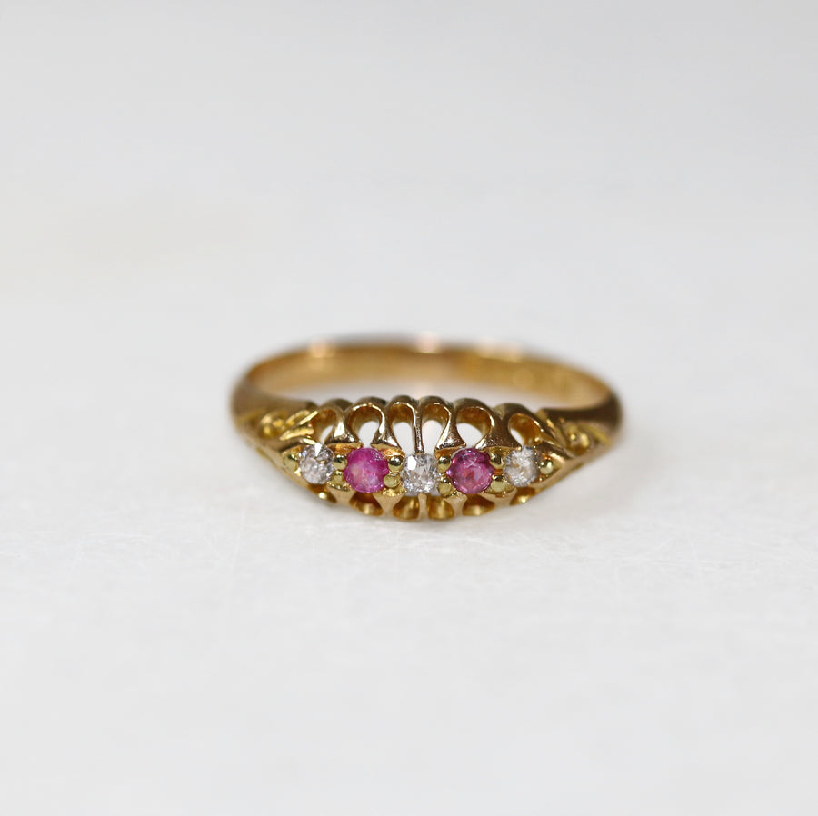 18ct Yellow Gold Ruby & Diamond Ring