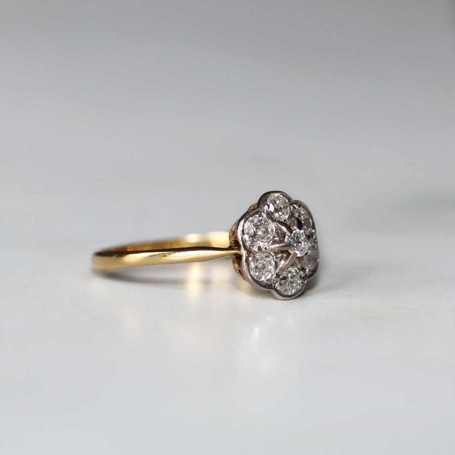 18ct Yellow Gold Diamond Daisy Cluster Ring
