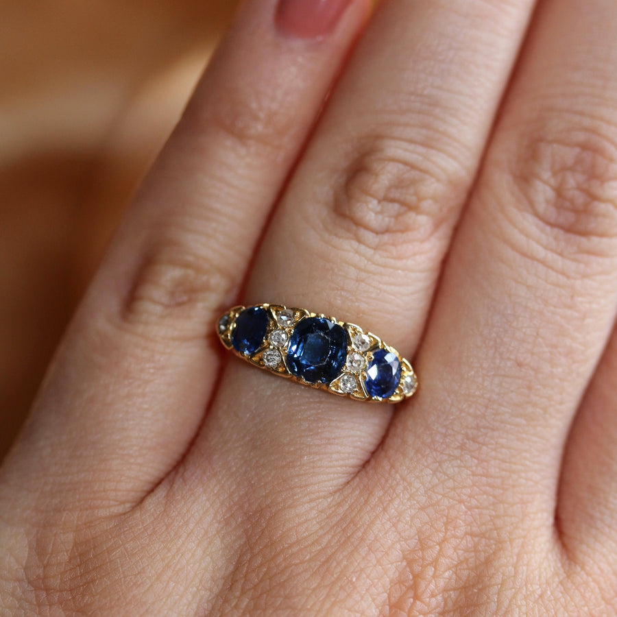 18ct Sapphire & Diamond Dress Ring