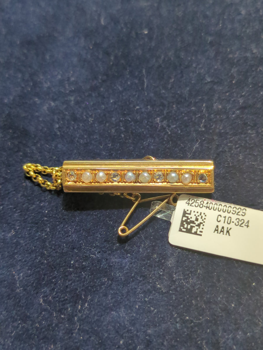18ct YG Diamond & Seed Pearl Brooch