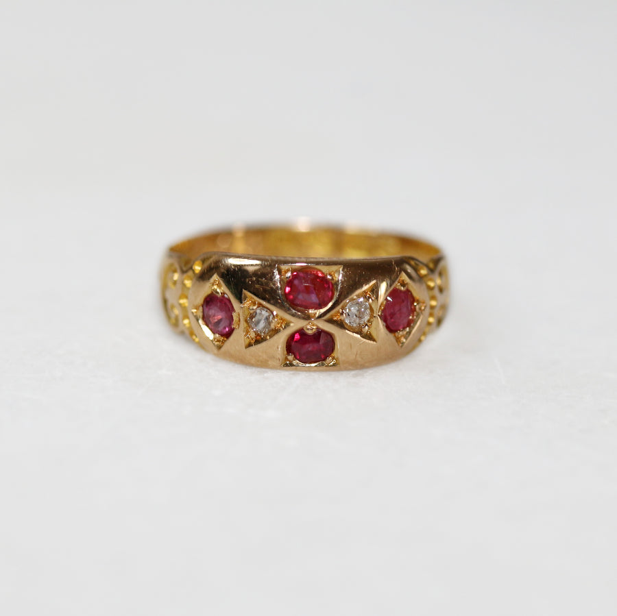 18ct Yellow Gold Ruby & Diamond Ring
