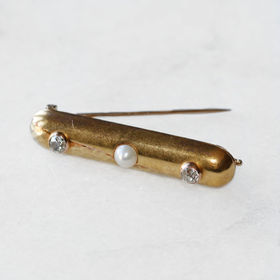 14ct Yellow Gold Pearl & Diamond Brooch