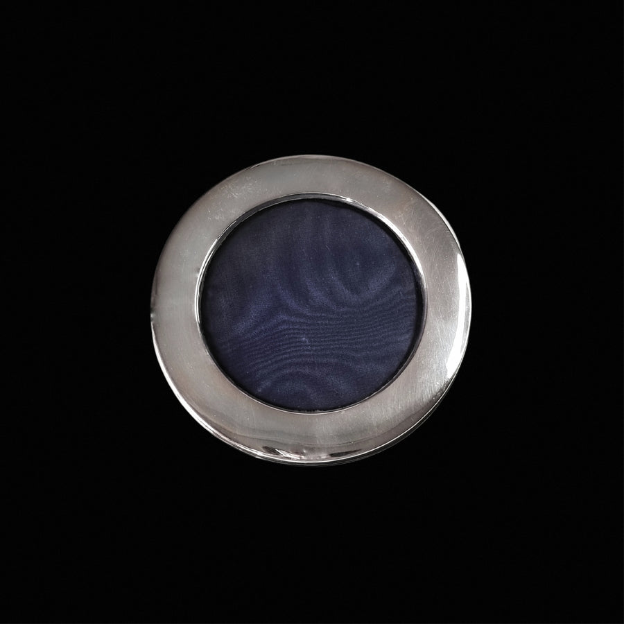 Silver Round Frame