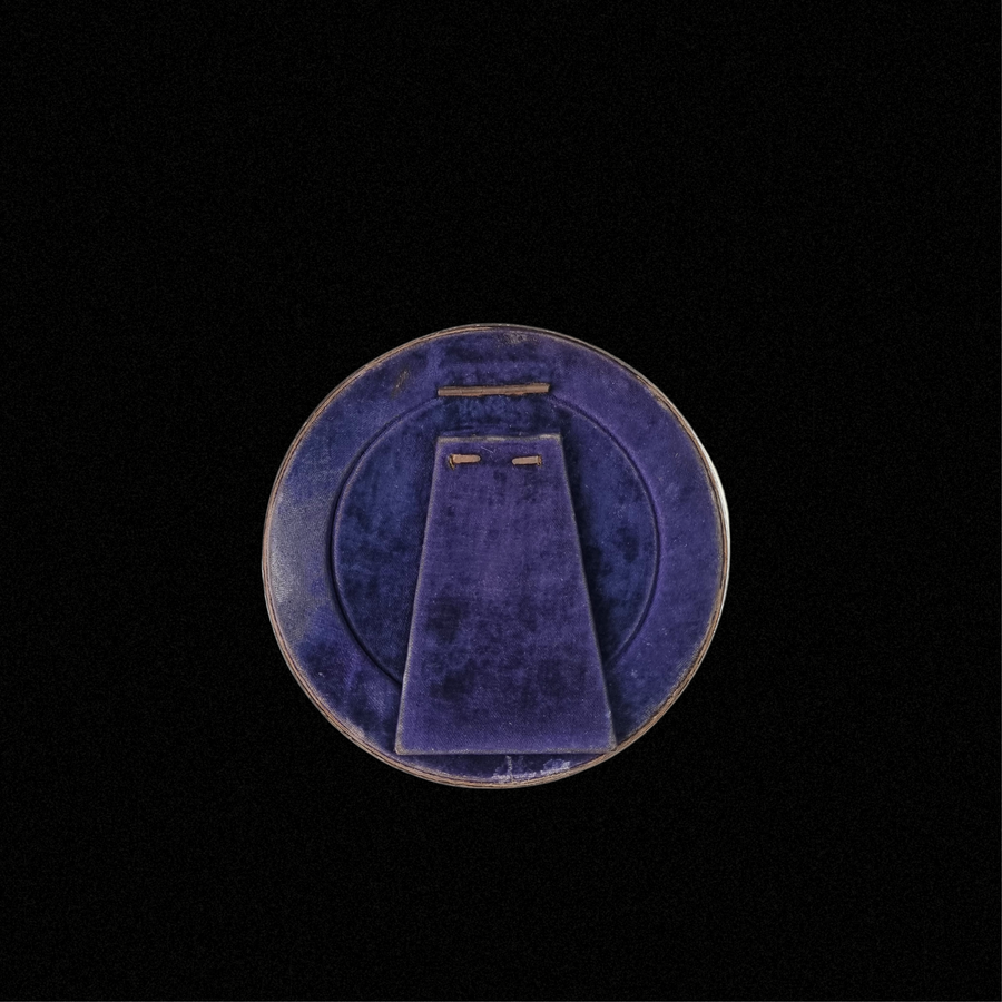 Silver Round Frame