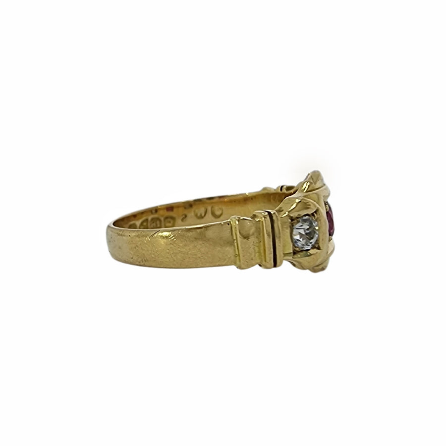 18ct Ruby & Diamond Ring